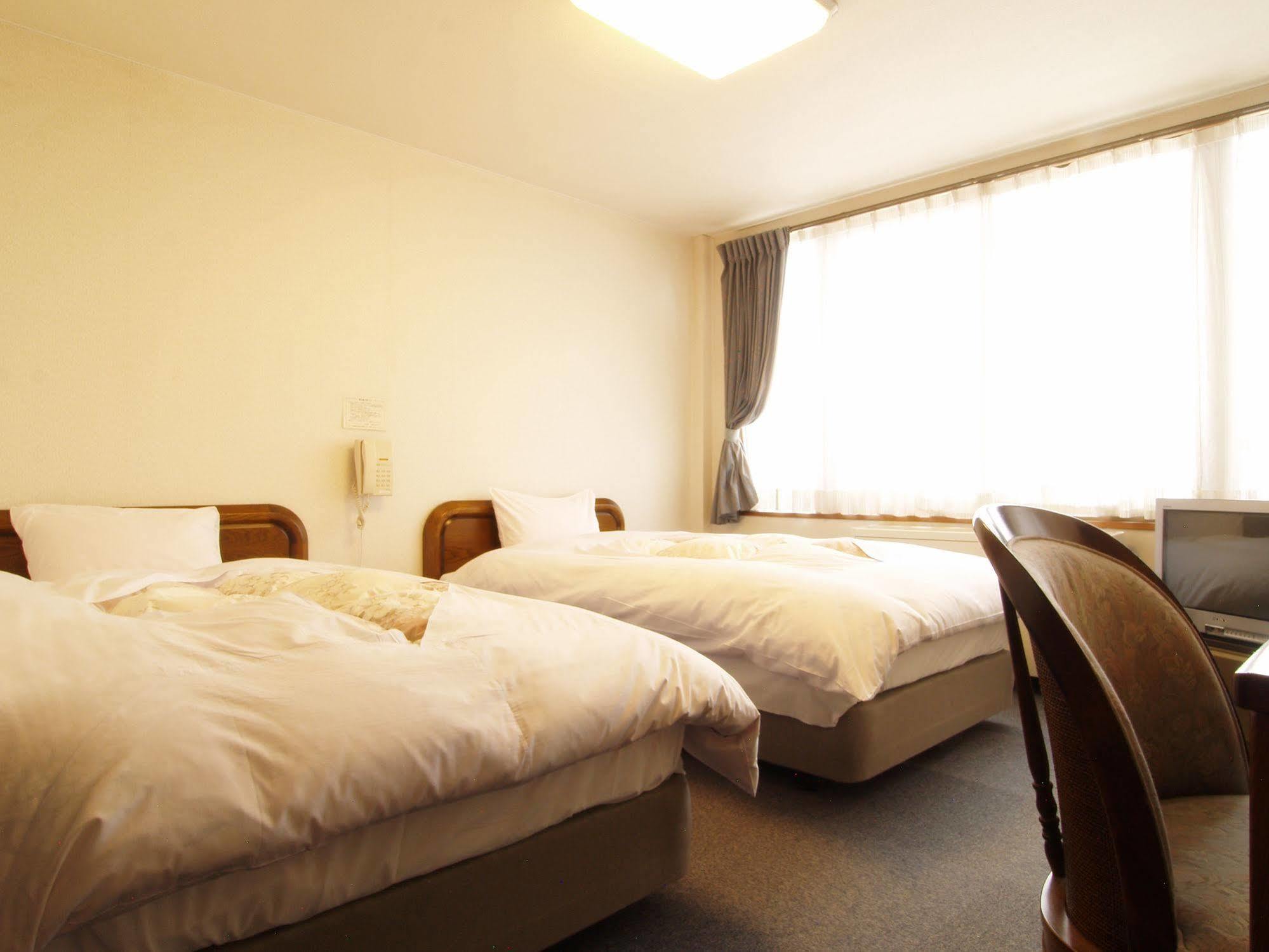 Central Inn ฮาคุบะ ภายนอก รูปภาพ